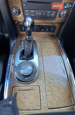 Внедорожник / Кроссовер Infiniti QX56 2012 в 