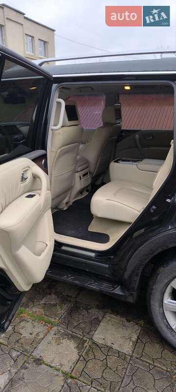 Внедорожник / Кроссовер Infiniti QX56 2011 в Тернополе