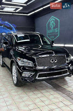 Внедорожник / Кроссовер Infiniti QX56 2010 в 