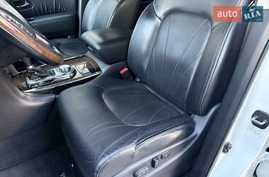 Позашляховик / Кросовер Infiniti QX56 2011 в 