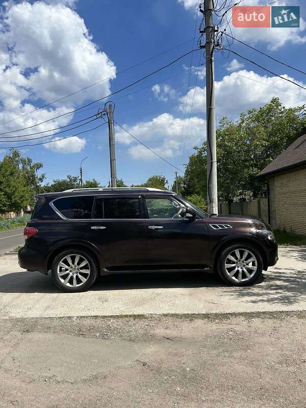 Внедорожник / Кроссовер Infiniti QX56 2011 в Черкассах