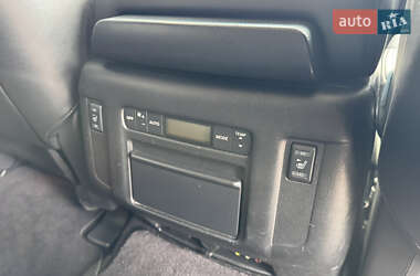 Внедорожник / Кроссовер Infiniti QX56 2011 в 
