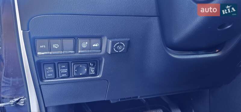 Внедорожник / Кроссовер Infiniti QX56 2010 в Тернополе