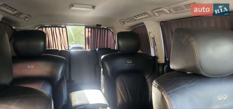 Внедорожник / Кроссовер Infiniti QX56 2010 в Тернополе