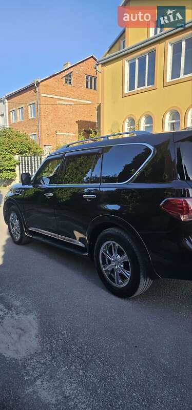Внедорожник / Кроссовер Infiniti QX56 2010 в Тернополе