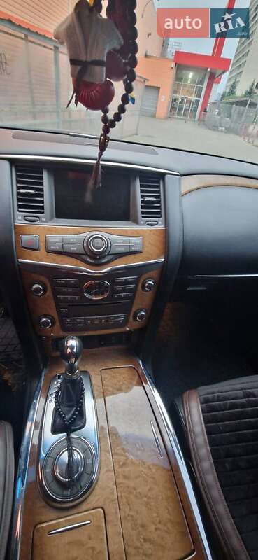 Внедорожник / Кроссовер Infiniti QX56 2013 в Киеве