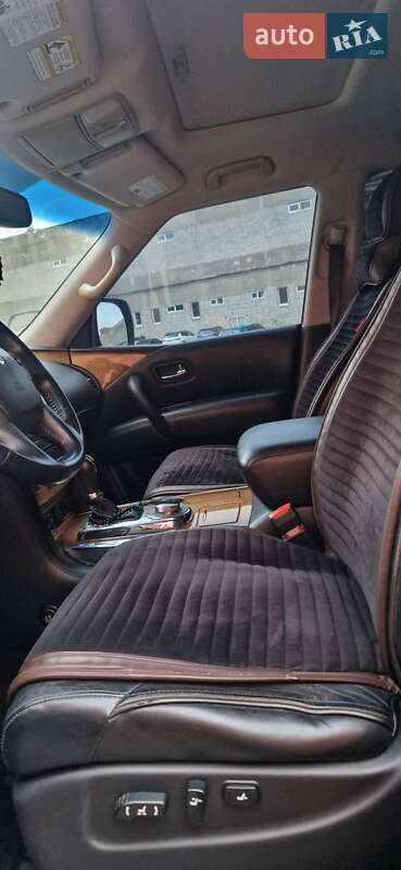 Внедорожник / Кроссовер Infiniti QX56 2013 в Киеве