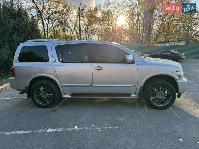 Внедорожник / Кроссовер Infiniti QX56 2004 в Харькове