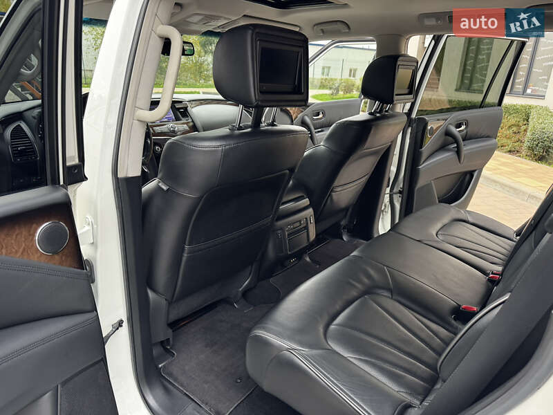 Внедорожник / Кроссовер Infiniti QX56 2011 в Киеве