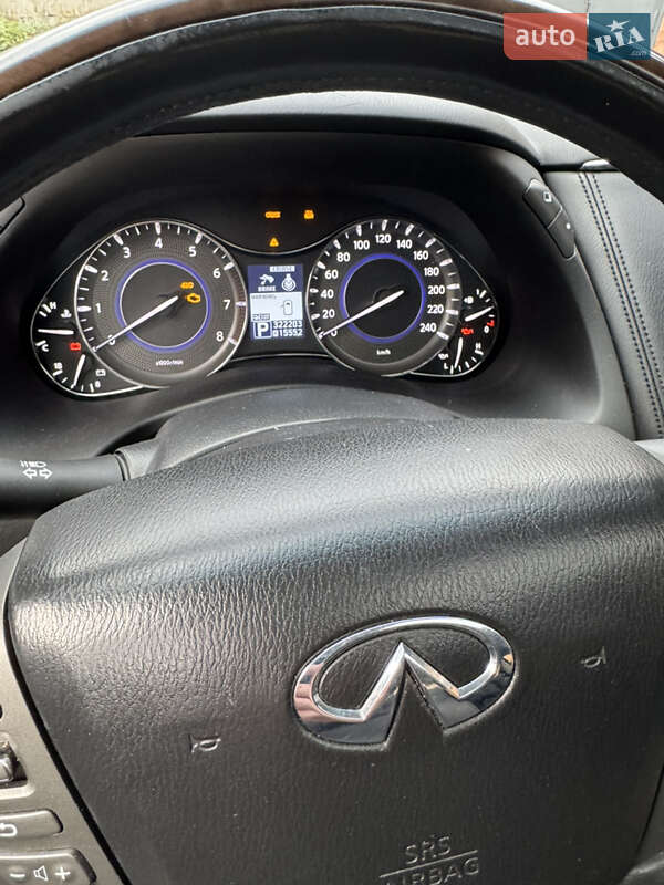 Внедорожник / Кроссовер Infiniti QX56 2011 в Виннице фото 10 Внедорожник / Кроссовер Infiniti QX56 2011 в Виннице