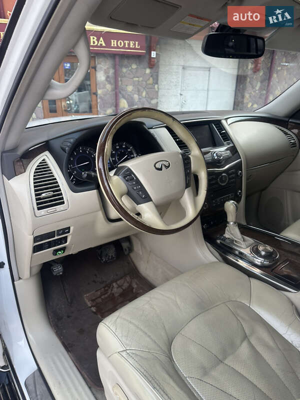 Внедорожник / Кроссовер Infiniti QX56 2011 в Тернополе