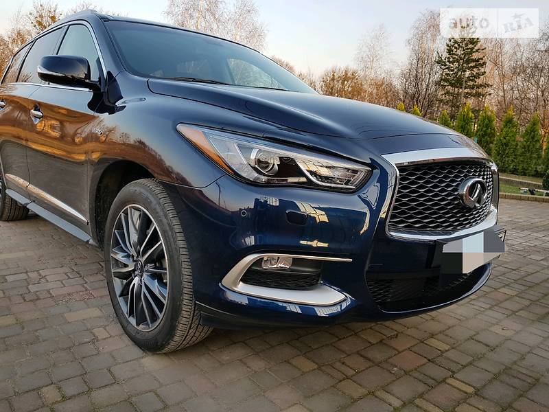 Infiniti QX60 2017 года