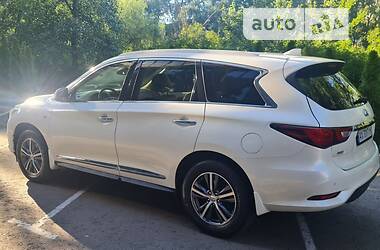 Внедорожник / Кроссовер Infiniti QX60 2018 в Киеве