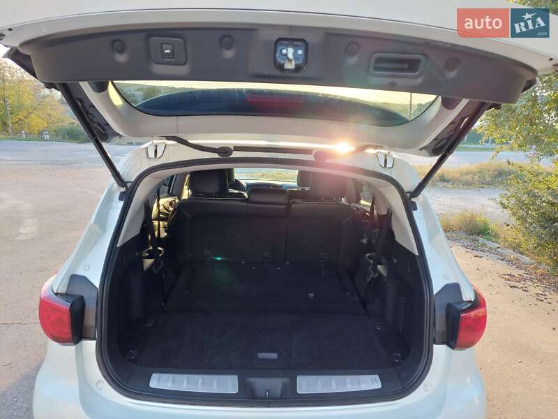 Внедорожник / Кроссовер Infiniti QX60 2016 в Тернополе