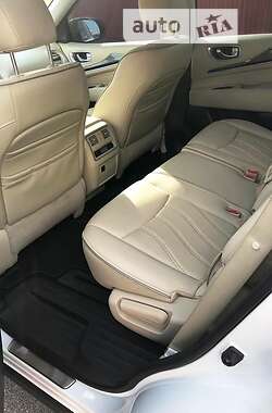 Внедорожник / Кроссовер Infiniti QX60 2016 в 