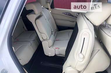 Внедорожник / Кроссовер Infiniti QX60 2016 в 