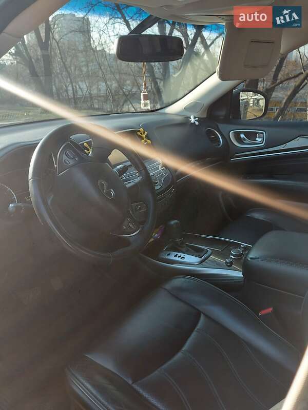 Внедорожник / Кроссовер Infiniti QX60 2015 в Киеве фото 8 Внедорожник / Кроссовер Infiniti QX60 2015 в Киеве