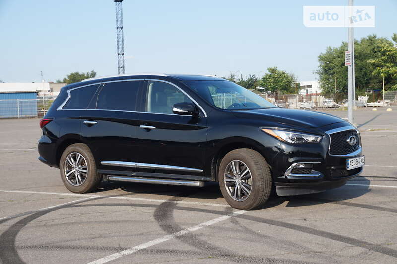 Внедорожник / Кроссовер Infiniti QX60 2018 в Днепре