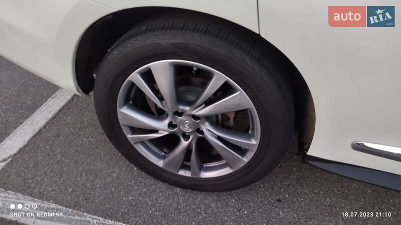 Внедорожник / Кроссовер Infiniti QX60 2015 в Броварах