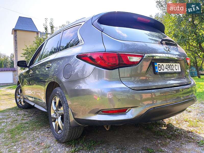 Внедорожник / Кроссовер Infiniti QX60 2016 в Тернополе