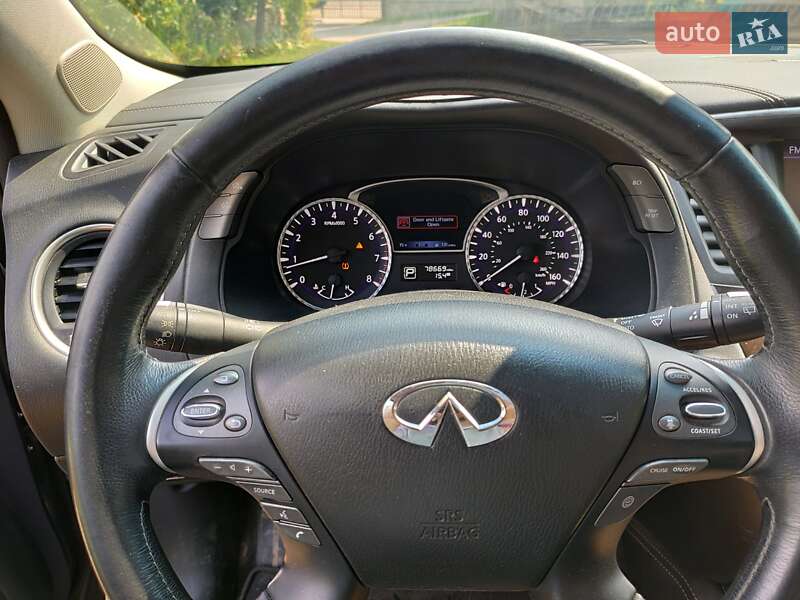 Внедорожник / Кроссовер Infiniti QX60 2016 в Тернополе