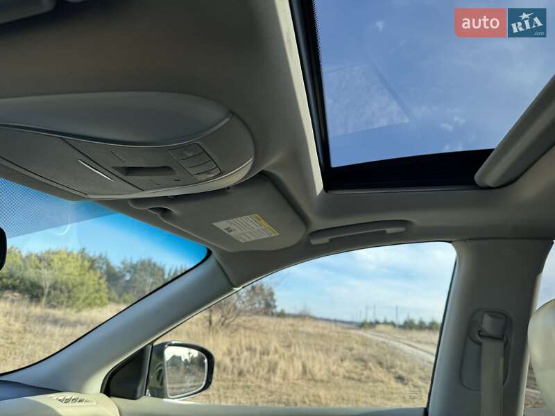 Внедорожник / Кроссовер Infiniti QX60 2014 в Киеве