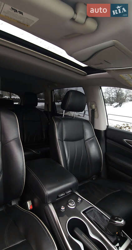 Позашляховик / Кросовер Infiniti QX60 2016 в Чернігові