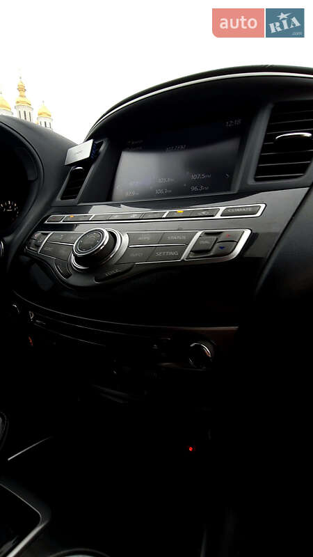 Позашляховик / Кросовер Infiniti QX60 2016 в Чернігові