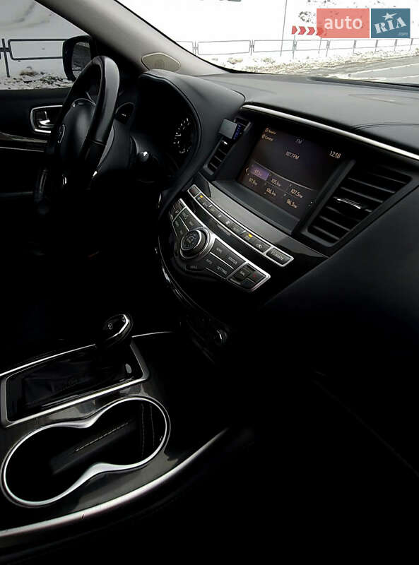 Позашляховик / Кросовер Infiniti QX60 2016 в Чернігові