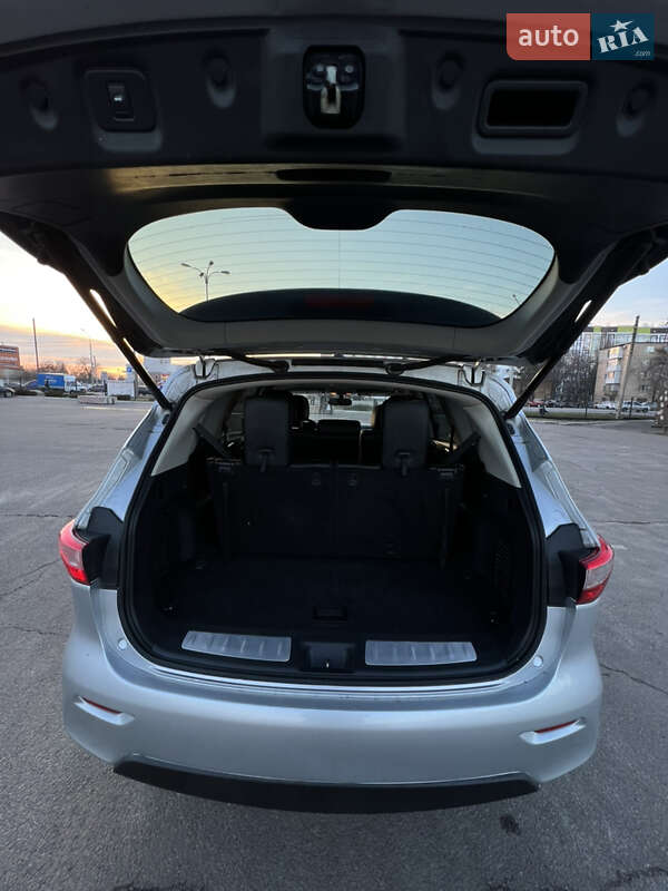 Позашляховик / Кросовер Infiniti QX60 2014 в Полтаві