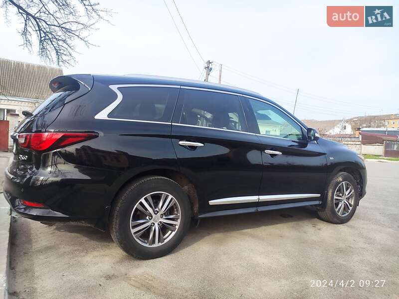 Внедорожник / Кроссовер Infiniti QX60 2019 в Киеве