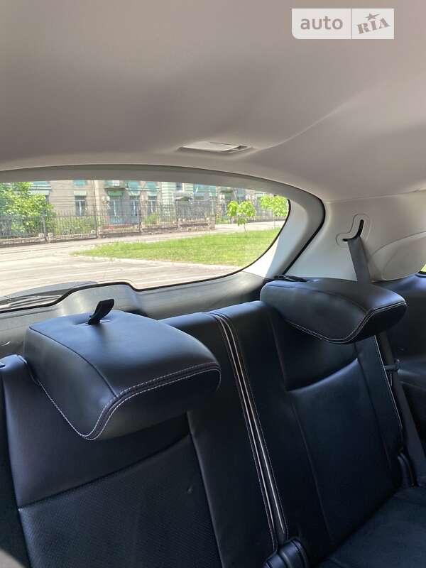 Внедорожник / Кроссовер Infiniti QX60 2016 в Хмельницком
