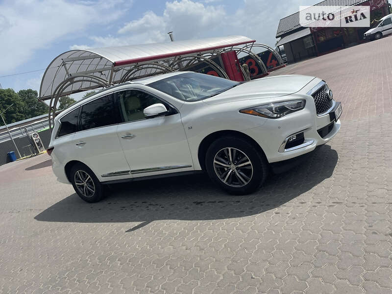 Позашляховик / Кросовер Infiniti QX60 2018 в Жашківу