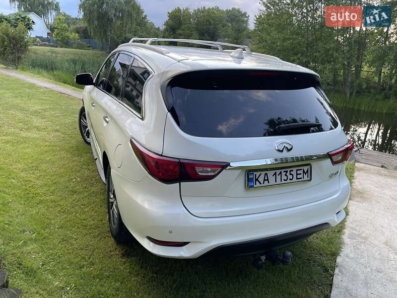 Внедорожник / Кроссовер Infiniti QX60 2017 в Киеве
