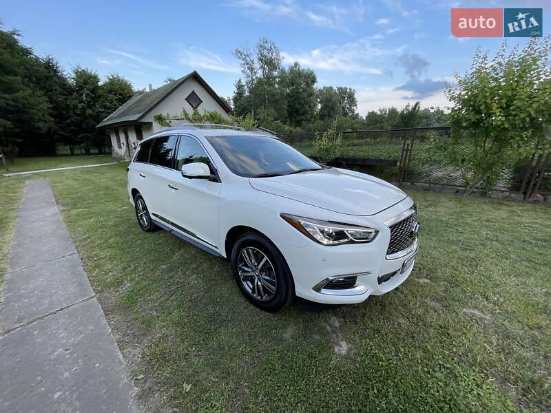 Внедорожник / Кроссовер Infiniti QX60 2017 в Киеве