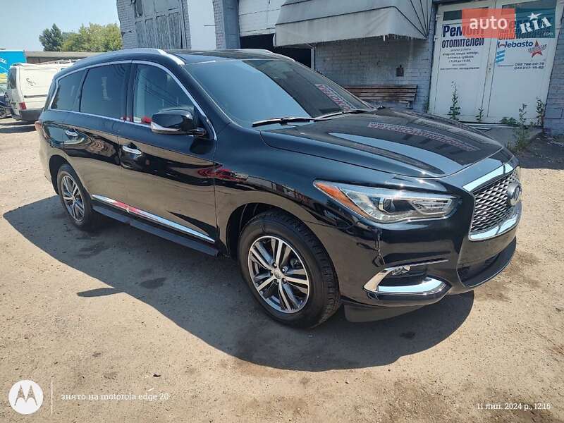 Внедорожник / Кроссовер Infiniti QX60 2019 в Киеве