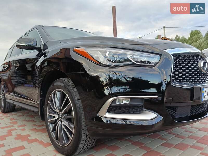 Позашляховик / Кросовер Infiniti QX60 2016 в Києві