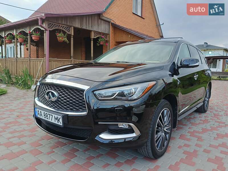Позашляховик / Кросовер Infiniti QX60 2016 в Києві