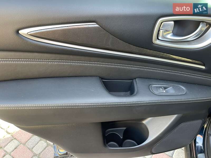 Позашляховик / Кросовер Infiniti QX60 2017 в Полтаві