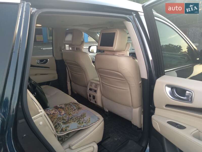 Внедорожник / Кроссовер Infiniti QX60 2017 в Теплике