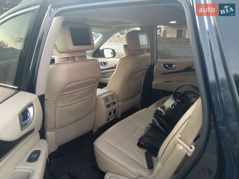 Внедорожник / Кроссовер Infiniti QX60 2017 в Теплике