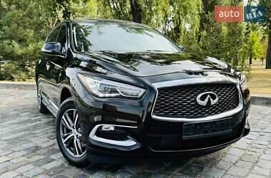 Внедорожник / Кроссовер Infiniti QX60 2017 в Киеве