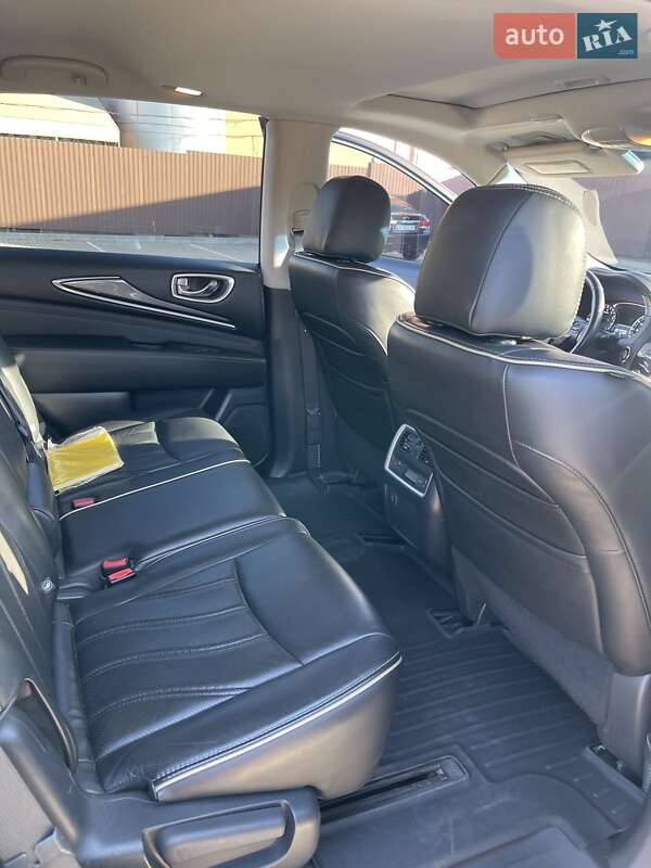 Внедорожник / Кроссовер Infiniti QX60 2017 в Черкассах