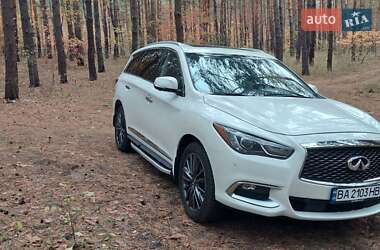 Внедорожник / Кроссовер Infiniti QX60 2017 в Александрие