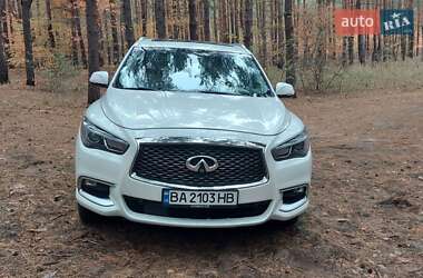 Внедорожник / Кроссовер Infiniti QX60 2017 в Александрие