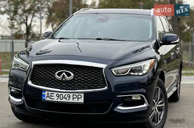 Внедорожник / Кроссовер Infiniti QX60 2018 в Днепре