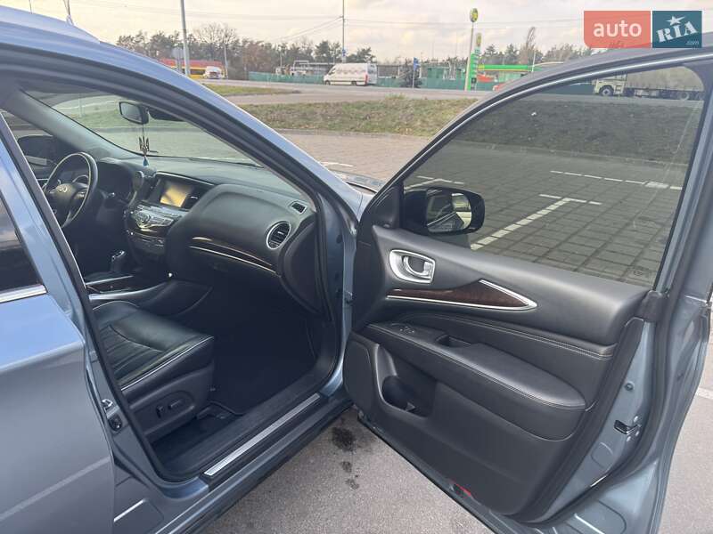 Позашляховик / Кросовер Infiniti QX60 2016 в Києві