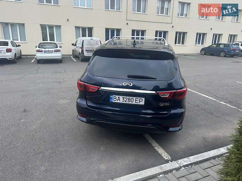 Позашляховик / Кросовер Infiniti QX60 2017 в Кропивницькому