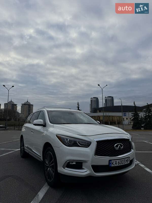 Внедорожник / Кроссовер Infiniti QX60 2016 в Киеве