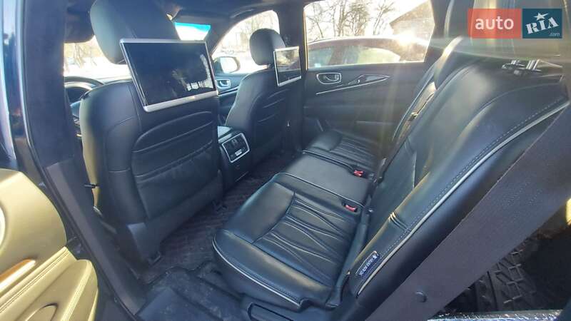 Внедорожник / Кроссовер Infiniti QX60 2018 в Киеве